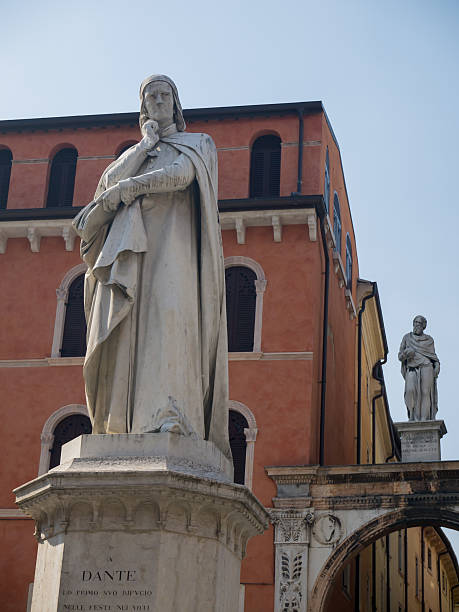 istock Statue of Dante 151649585