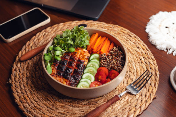 Healthy Food Roasted Chicken and Quinoa Vegetable Salad