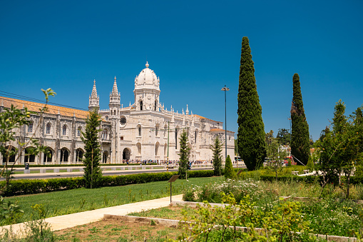 Mosteiro dos Jerónimos seen from the Jardim da Praça do Império