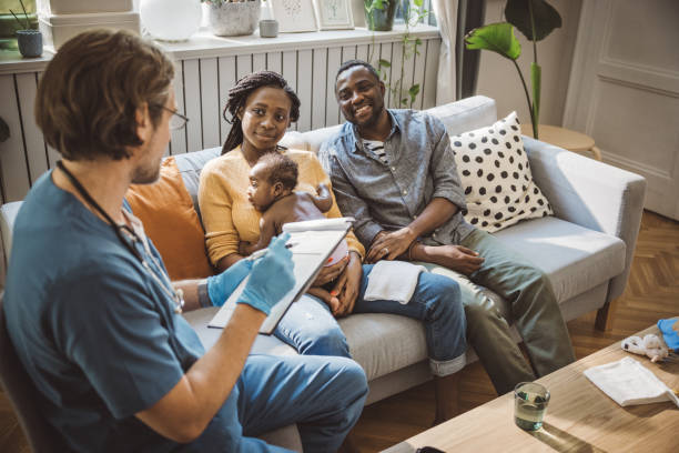 istock Pediatrician at home visit 1516661007