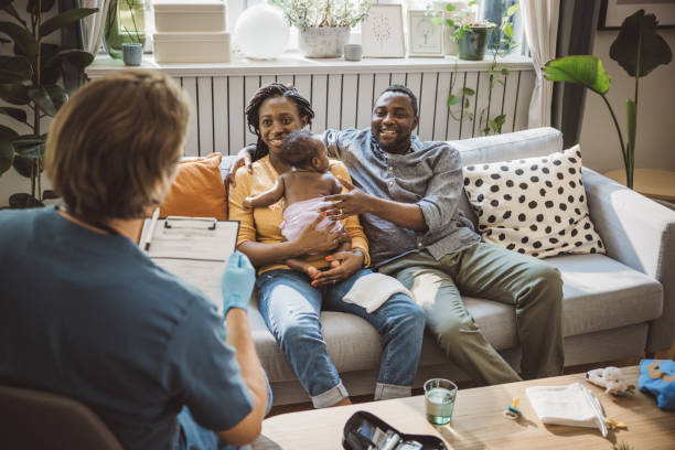 istock Pediatrician at home visit 1516661008