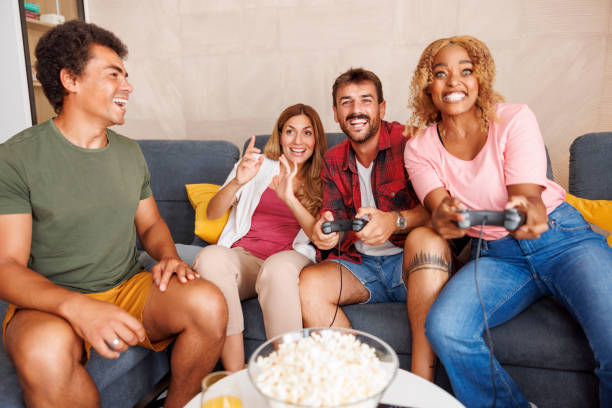 istock Friends playing video games at home 1516700188