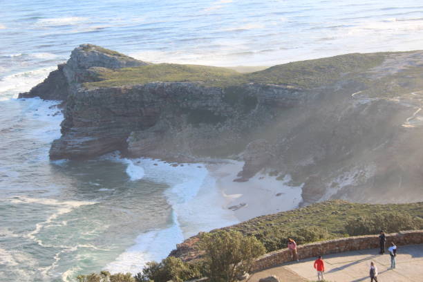 istock Two oceans views of Cape Point 1516708999
