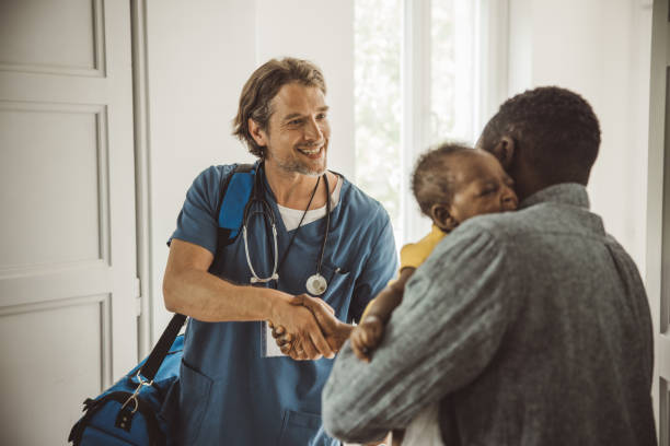 istock Pediatrician at home visit 1516714752