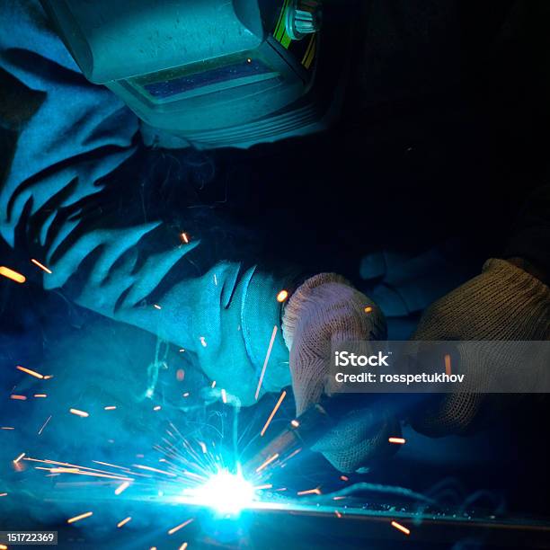 Saldatore - Fotografie stock e altre immagini di Abilità - Abilità, Accendere (col fuoco), Acciaio