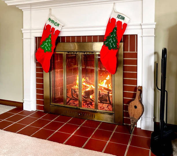 istock Christmas Stockings 1517374988