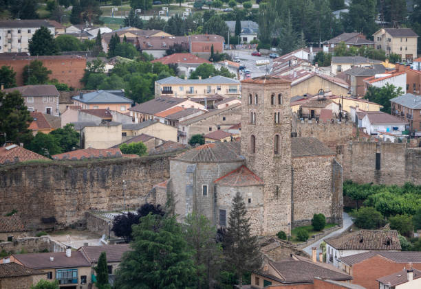 istock Buitrago del Lozoya 1518405773