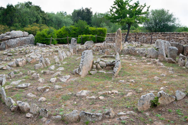 istock Necropolis of Li Muri 1518766107