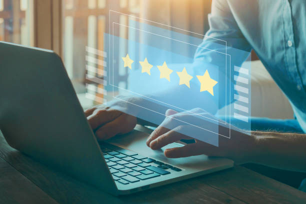 istock Five stars 5 rating on virtual screen. Positive customer feedback 1518901722