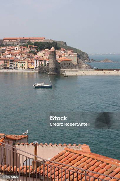 Collioure — стоковые фотографии и другие картинки Без людей - Без людей, Вертикальный, Возвышенность