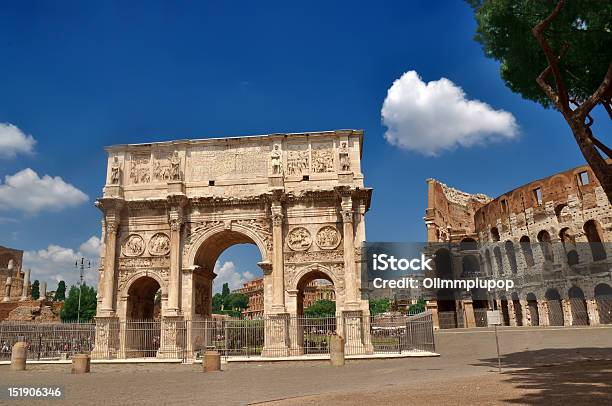 Arco De Constantino Near The Colosseum Foto de stock y más banco de imágenes de Antiguo - Antiguo, Arco - Característica arquitectónica, Arqueología