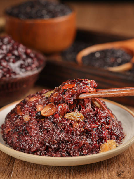 Pastry made with red glutinous and black rice,Sticky Rice Dim Sum(glutinous rice porridge)