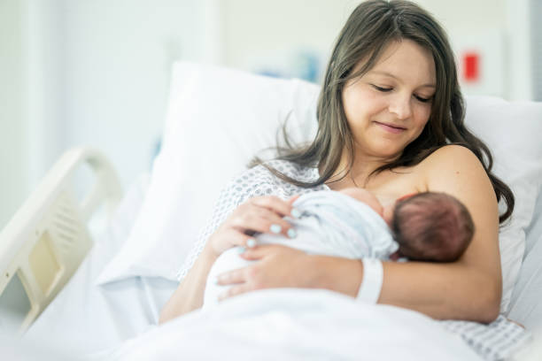 istock New Mother Nursing 1519373412