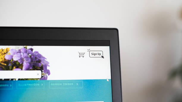 istock Online shopping site sign up and cart button 1519443585