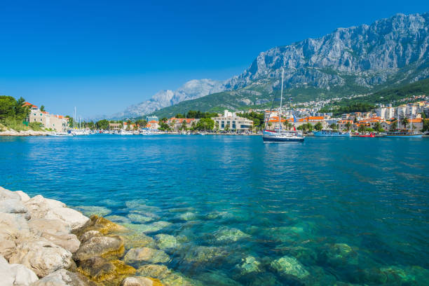 miasto makarska w chorwacji - makarska riviera zdjęcia i obrazy z banku zdjęć