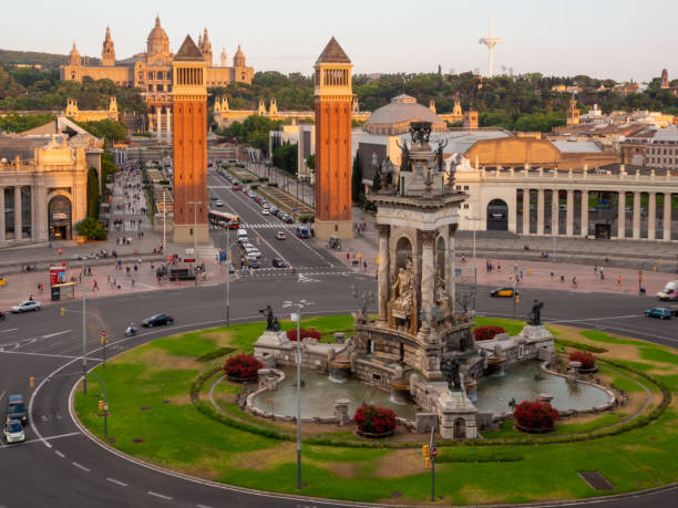 istock -Plaza de Espania-Barcelona 1519755542