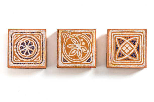 Mosaic designs with geometric shapes