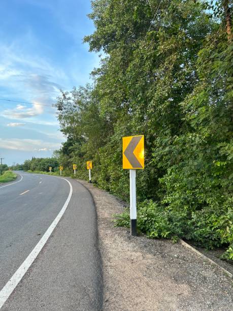 istock Traffic arrow sign 1520049804