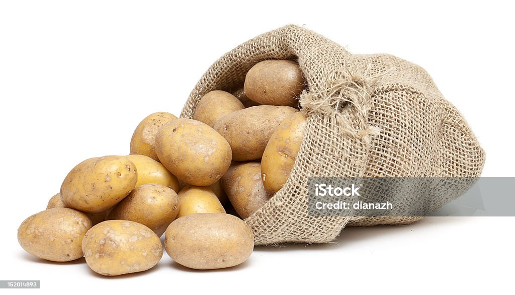 Batatas em uma bolsa Aniagem de Cânhamo - Foto de stock de Batata - Tubérculo royalty-free