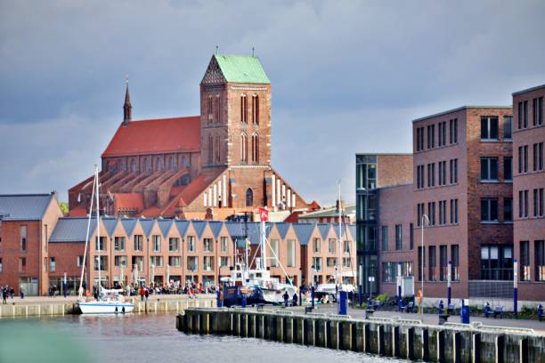 istock Historical German harbor city 1520209254