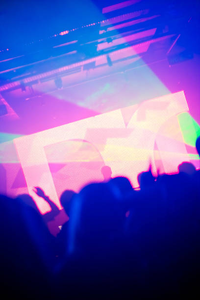 istock silhouettes of dancing people in ultraviolet light 152025200