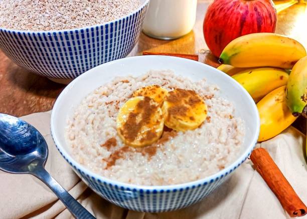 istock Oatmeal Porridge 1520366258