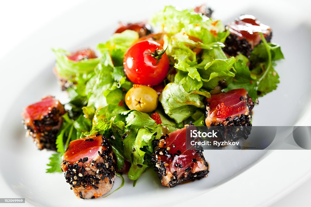 Insalata di tonno - Foto stock royalty-free di Alimentazione sana