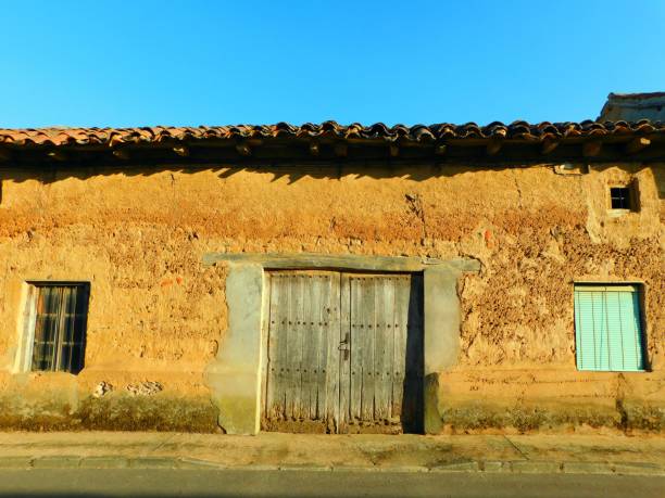 istock ancient house in rural landscapes 1520537016