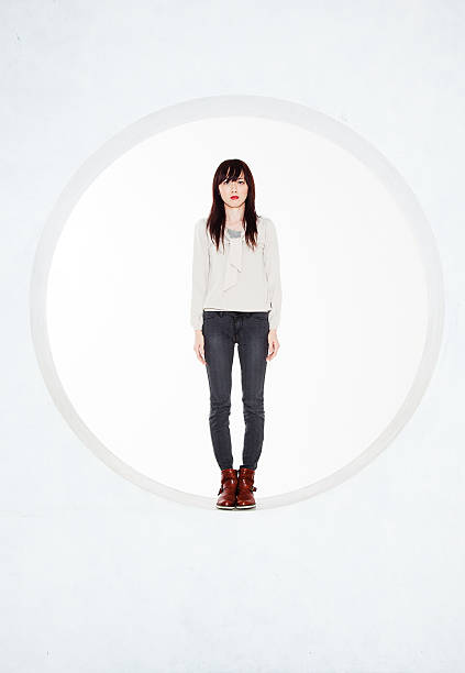 istock Modern Japanese woman in a white circle 152055407