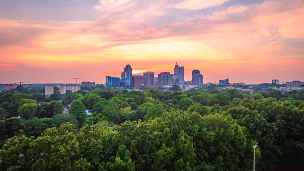 istock Downtown Raleigh, North Carolina at sunset. 1521065674