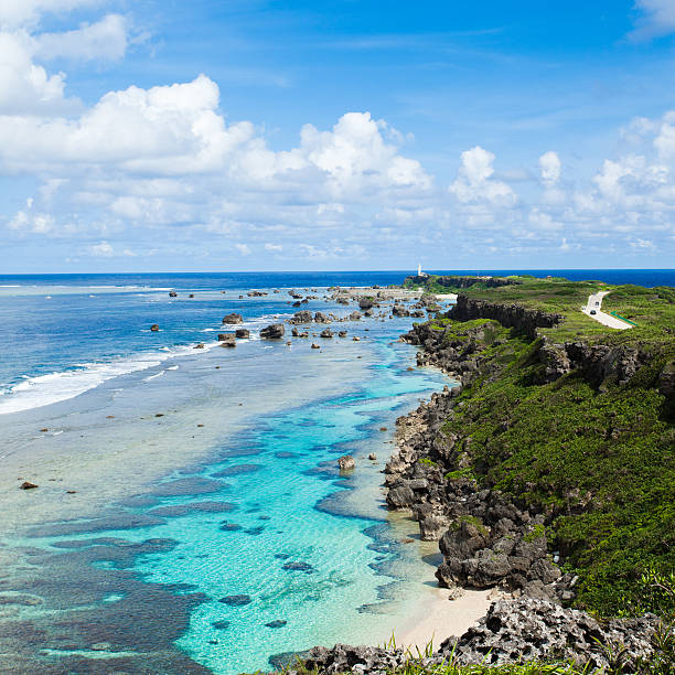 istock Clear blue tropical water with coral reef along cape 152109866