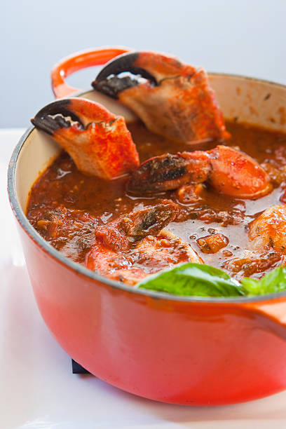 istock pot of crab cioppino 152110909