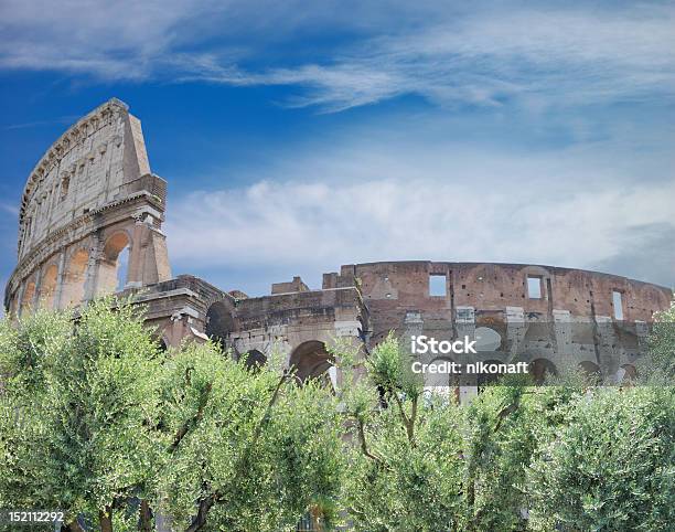 Koloseum - zdjęcia stockowe i więcej obrazów Amfiteatr - Amfiteatr, Antyczny, Antyki