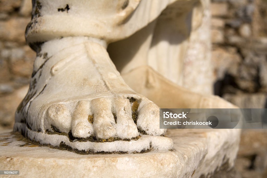 Starożytny Statua stopy - Zbiór zdjęć royalty-free (Antyki)