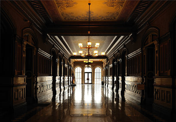 Capitol hallway A hallway in the State Capitol building in Springfield, Illinois springfield illinois stock pictures, royalty-free photos & images