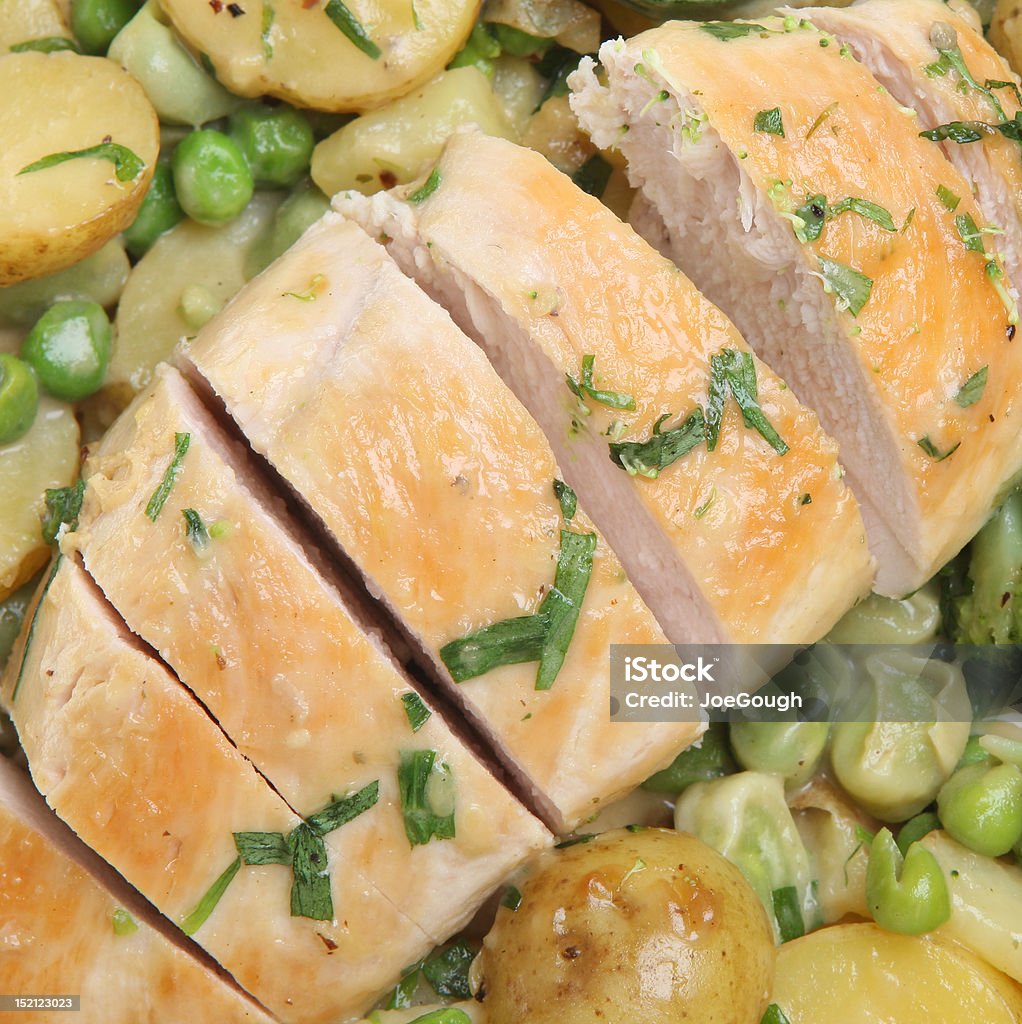Estragão peito de frango com legumes - Foto de stock de Abobrinha royalty-free