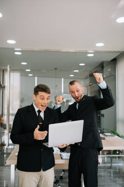 istock Those who work hard, win in the conference room new startup project 1521264627