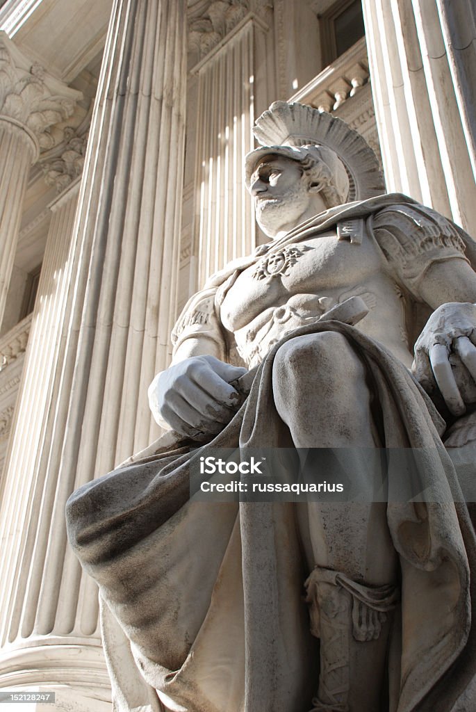 Estatua de documentos - Foto de stock de Accesorio de cabeza libre de derechos