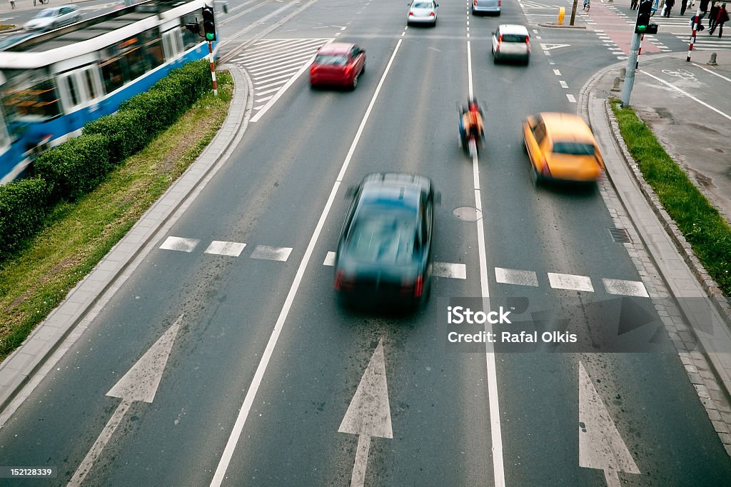 Automobili in movimento sfocatura - Foto stock royalty-free di Attività