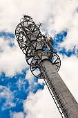 fernmeldeturm-monopole.jpg?b=1&s=170x170&k=20&c=OJ-iuyfPeFQrbRcjzt-QIIJNsVGnVDzwtaPzwPlL75g=