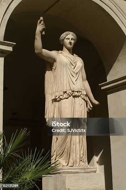 Statue Of A Bogini - zdjęcia stockowe i więcej obrazów Kobiety - Kobiety, Statua, Palazzo Altemps
