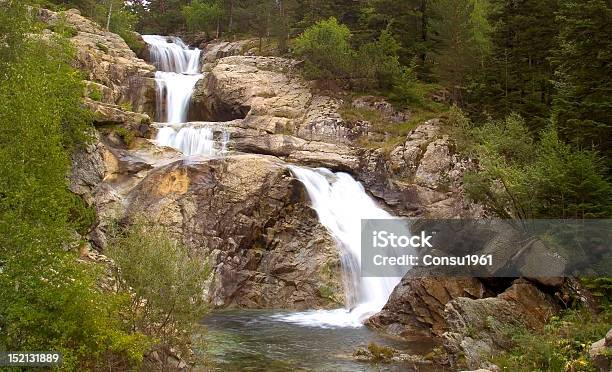 Cascada De Stesperit Foto de stock y más banco de imágenes de Aire libre - Aire libre, Catarata, Comunidad Autónoma de Cataluña