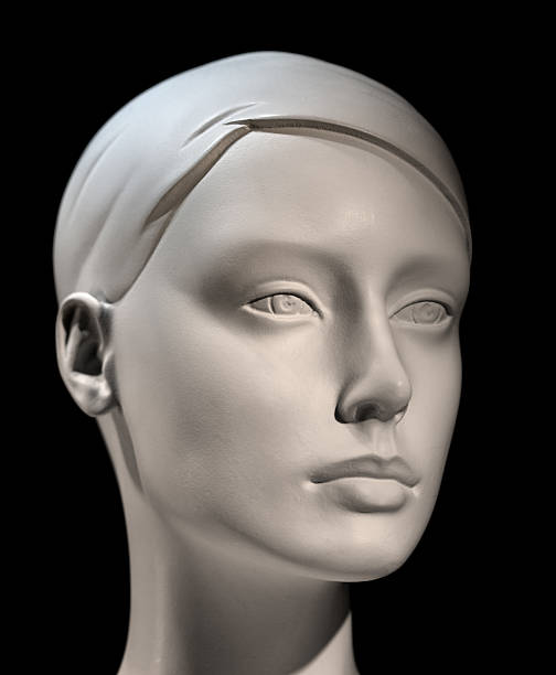 istock Head of mannequin 152133509