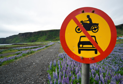 A remote no through road in southern Iceland