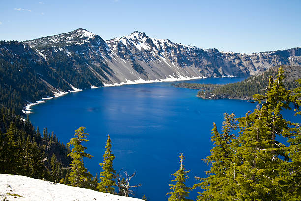 istock Crater Lake National Park 152135153