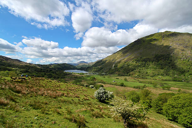 istock The Nant Gwynant Valley 152136824