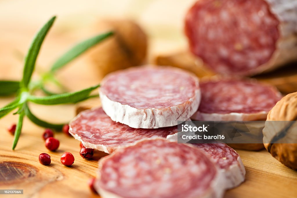 살라미 소시지를 - 로열티 프리 고기 스톡 사진