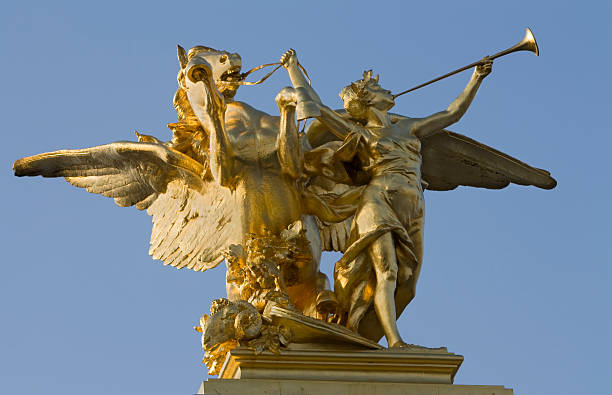 istock Golden Statue at Paris, France 152137390