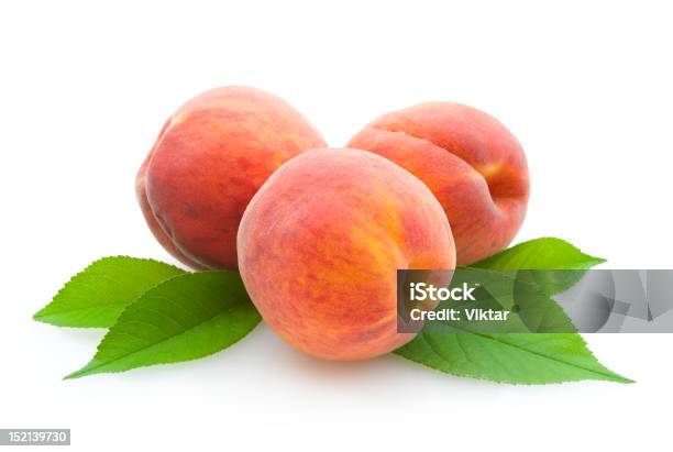 Peaches - Fotografie stock e altre immagini di Alimentazione sana - Alimentazione sana, Arancione, Bianco