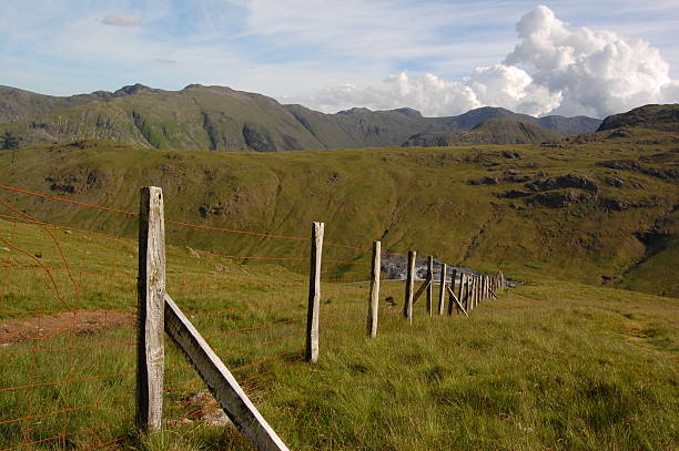 Valla, lagos de las montañas - foto de stock